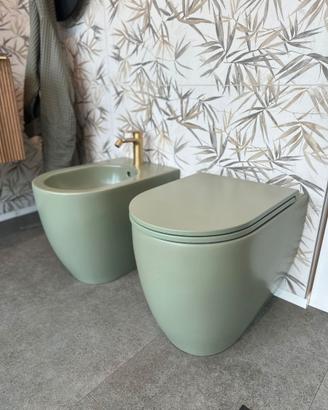 Sanitari a terra NUOVI, marchio AZZURRA, verde