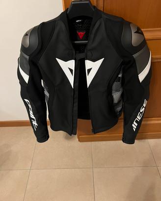 Tuta moto guanti e stivali