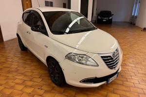 Lancia Ypsilon 1.3 MJT EURO 5B OK NEOPATENTATI