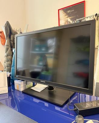 Series Business Monitor-Samsung Sync Master SA650