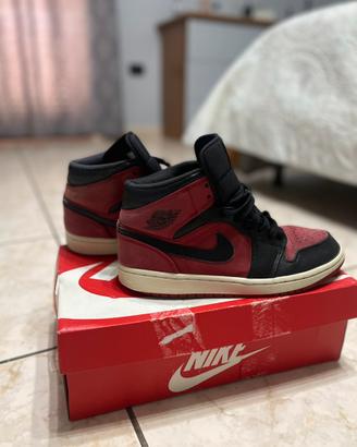 Air Jordan 1 Mid