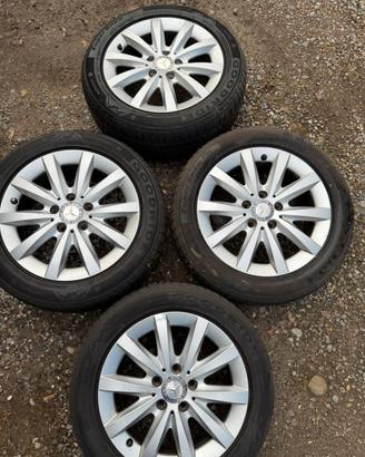 Dischi mercedes classe a da 16 con gomme invernali