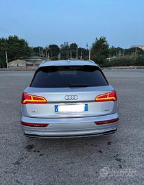 AUDI Q5 40 TDI S Line Plus 190cv