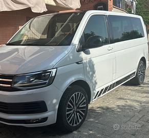 VOLKSWAGEN Multivan 6ª '15-> - 2017
