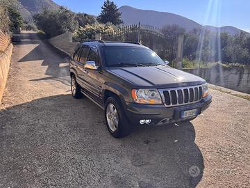 GRAND CHEROKEE