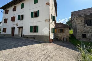 CASA SEMINDIPENDENTE A OVARO