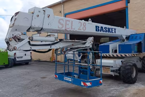 Piattaforma aerea basket srl 28 anno 2000