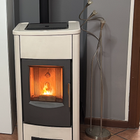stufa a pellet Piazzetta, modello P158.