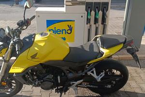 Honda Hornet 750