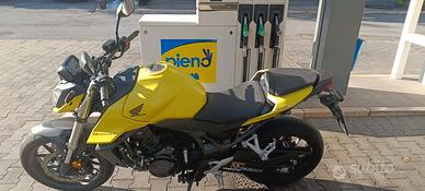 Honda Hornet 750