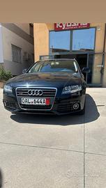 🚘 Audi A4 Avant 2.0 TDI quattro 143 CV