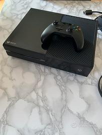Xbox One 500 GB nero opaco
