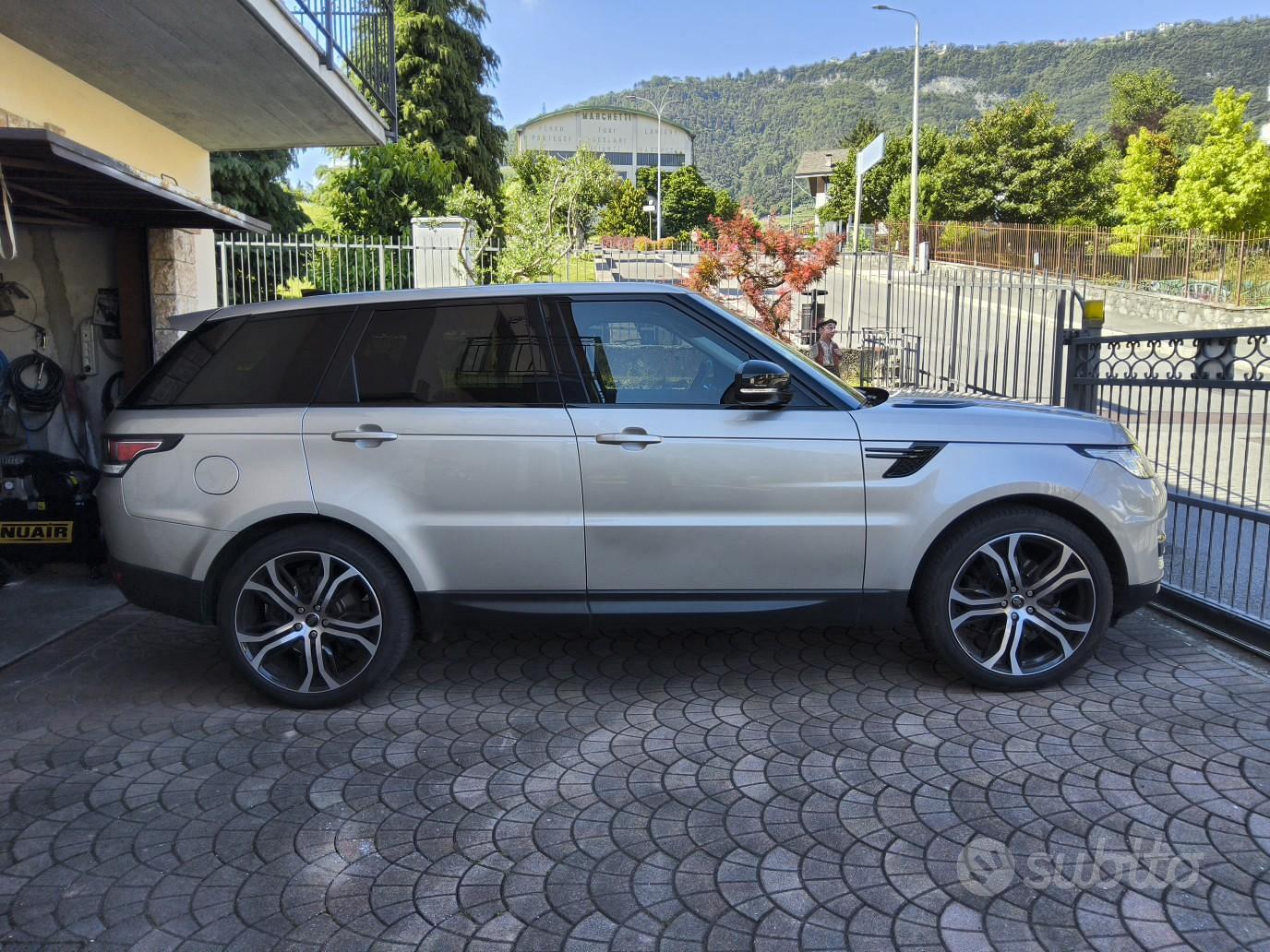 Land Rover Range Rover Sport 2017 photo 3