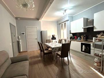 Appartamento di 141 m² con 5 locali e box auto a M