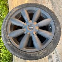 Set 4 cerchi e pneumatici Mini Countryman