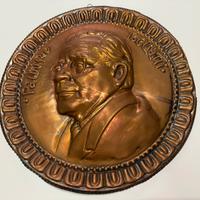 Piatto in rame con effige di Togliatti