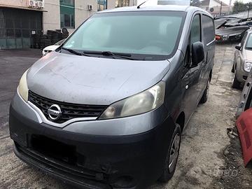 Nissan nv 200 2010
