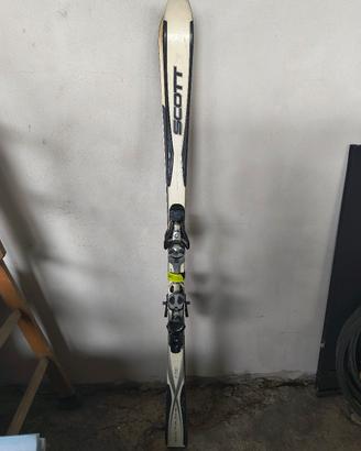 Sci da carving/all-mountain Scott Octane