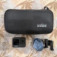 GoPro HERO9 Black + custodia rigida + accessori