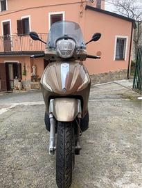 Piaggio Beverly 300ie 2011