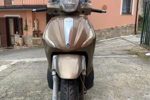 Piaggio Beverly 300ie 2011