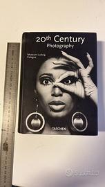 Century Photography di Museum Ludwig Cologne