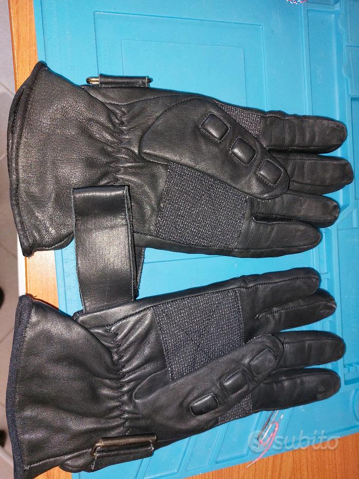 Porta guanti da cinturone - Sports In vendita a Brindisi