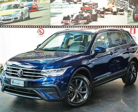 Volkswagen Tiguan Allspace 2.0 TDI SCR DSG Life - 