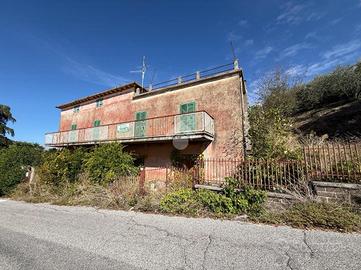 5 LOCALI A ANAGNI