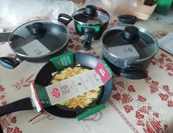 Set di tegami e pentole Ballarini