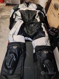 tuta moto e giubbotto 