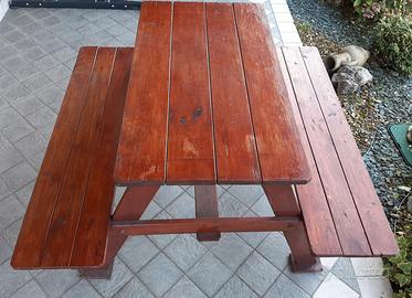 tavolo legno giardino