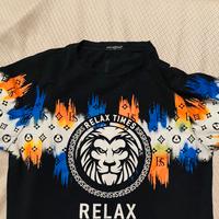 T-shirt uomo nuovo mai usato 