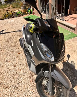 Xmax 250