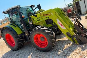CLAAS ARION 460 CON CARICATORE