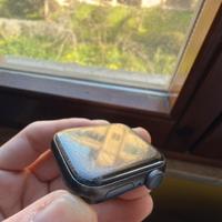 Apple Watch SE 40mm Space Grey