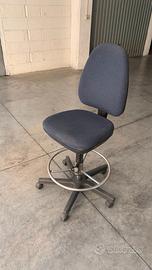 Sgabello seduta alta 