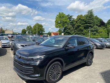 VOLKSWAGEN Tiguan 2.0 TDI 150 CV DSG Elegance go