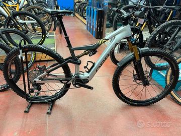 ebike ORBEA RISE M10 tg M carbon 2024 usato garant
