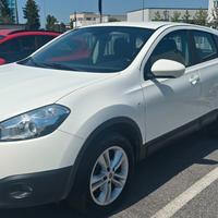 Nissan Qashqai 1.5 dCi DPF Tekna