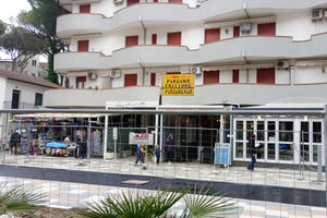 Negozio adibito a friggitoria