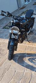 Husqvarna SvartPilen 401
