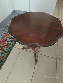 Tavolino in arte povera