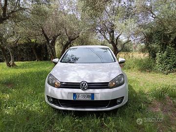 Volkswagen Golf 6 Highline 1.6 TDI 105 cv