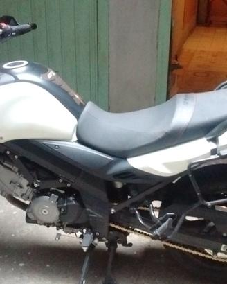 Suzuki v-strom 650 ABS