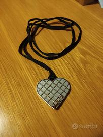 ciondolo a cuore Breil col cordoncino 