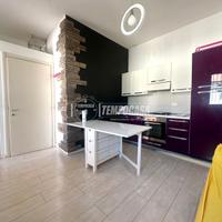 BILOCALE ARREDATO, RISTRUTTURATO CON POSTO AUTO E