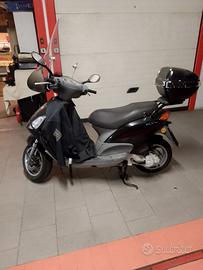 Scooter Piaggio Flay 100