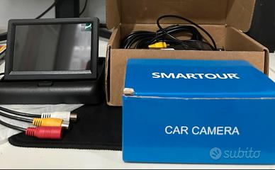 Telecamera posteriore per auto con monitor  NUOVA!