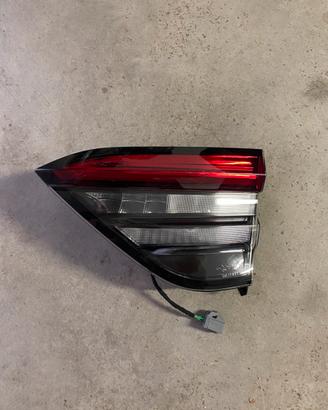 Fanale POST. MASERATI LEVANTE (M161)